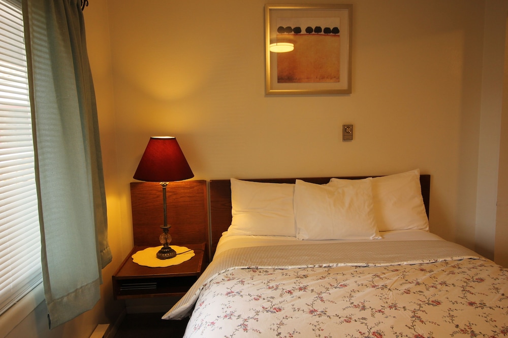 Mariner's Cove Inn - photo 38