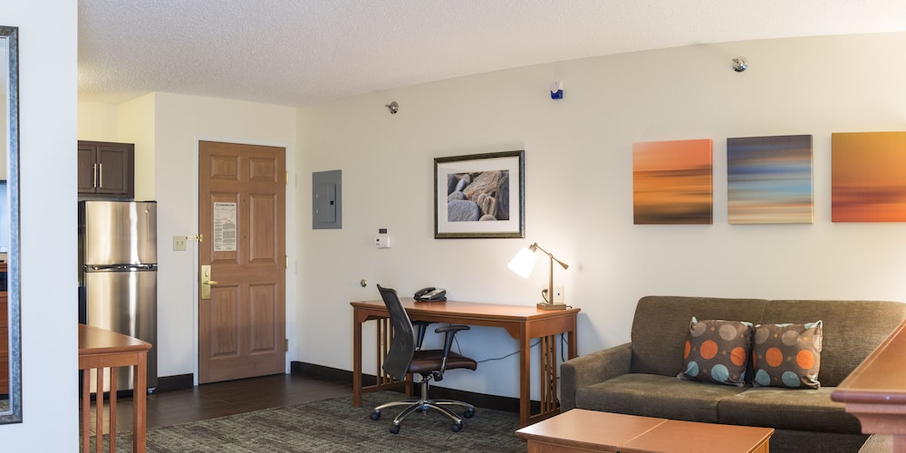 Staybridge Suites Fargo by IHG - photo 34