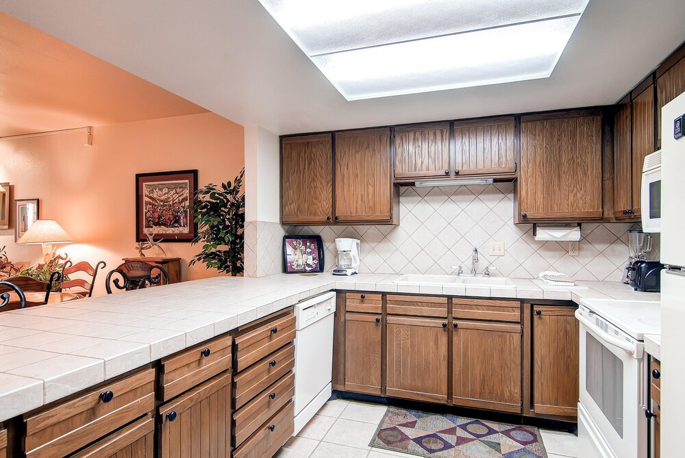 Park Station Condominium Hotel - photo 76