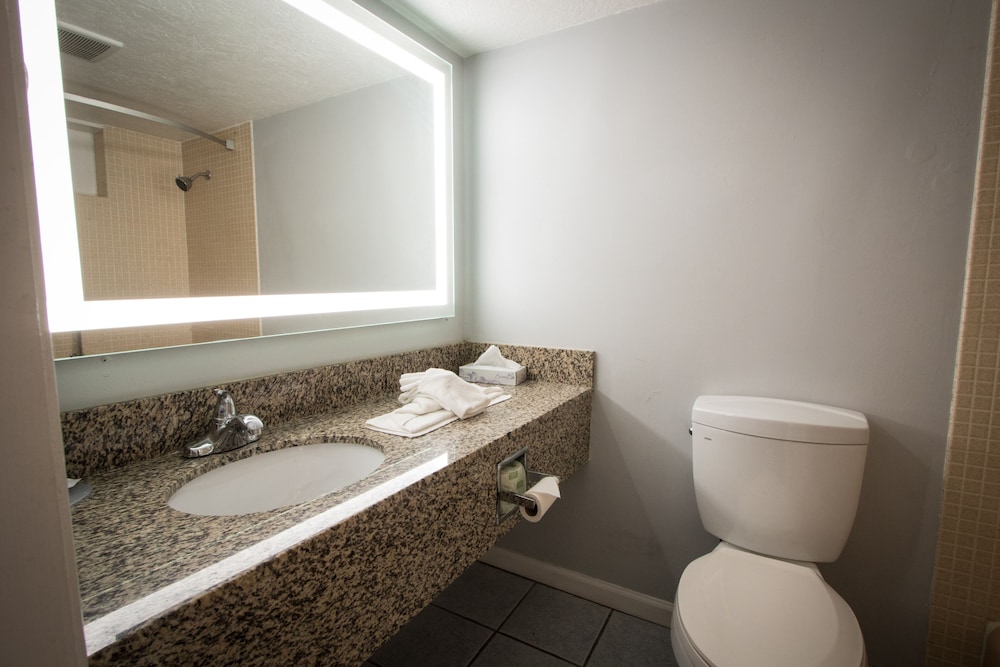 Envi Boutique Hotel Henderson Evansville South - photo 78