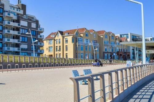 Beach House Bonna free parking & bikes — 4-Star Luxury Hotel in Scheveningen, Netherlands