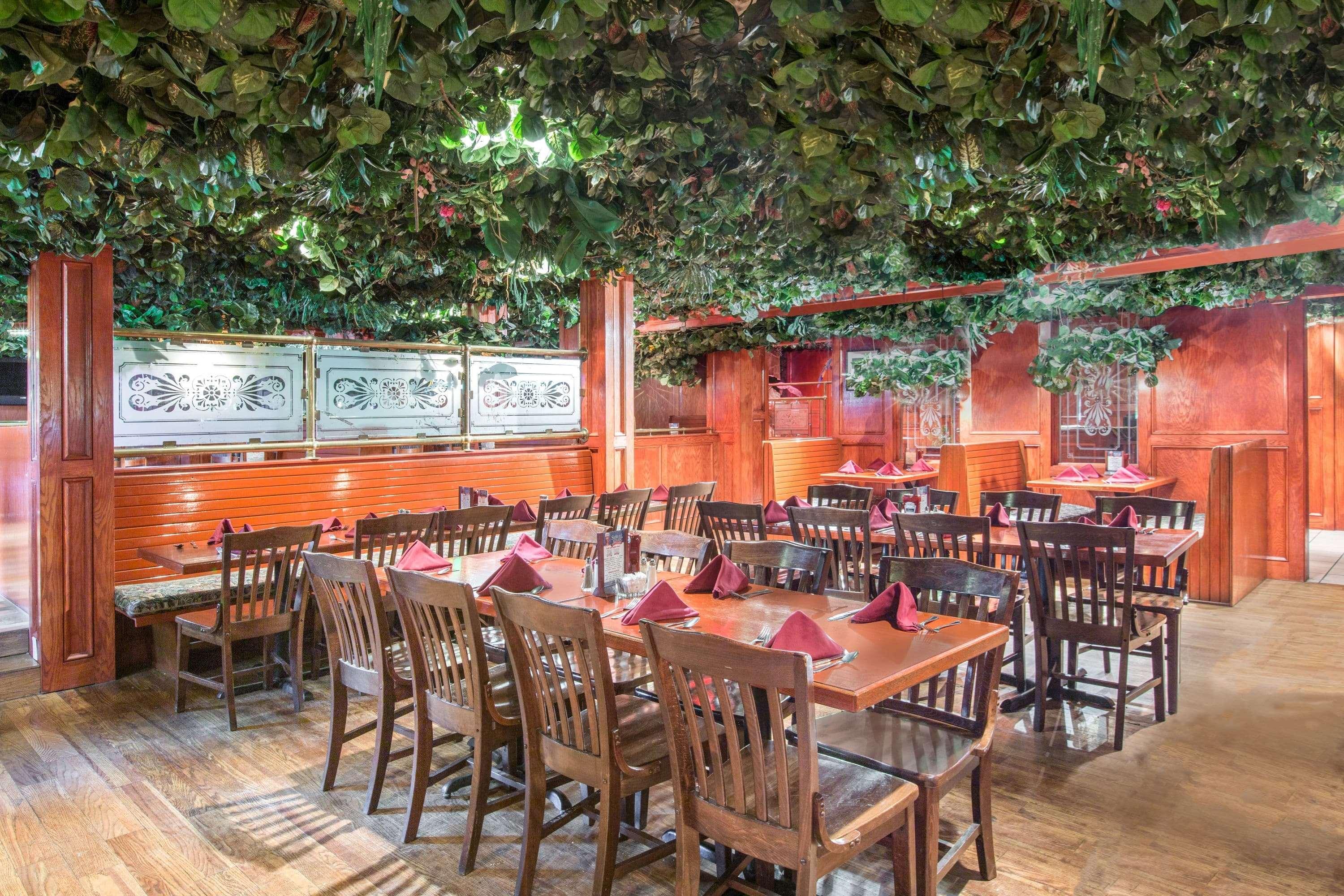 The Crossroads Inn - photo 11