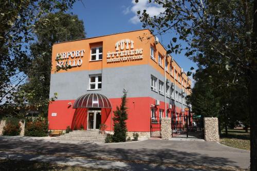 Airport Szálló pet-friendly hotel Toekoel