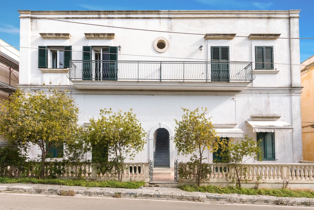 Casa di Pietro — 4-Star Luxury Hotel in Nardo, Italy