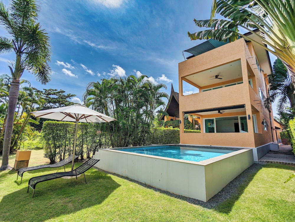 Poolside Villa by KohChangVillas — 4-Star Luxury Hotel in Trat, Thailand