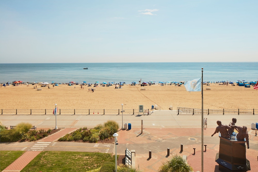 Sheraton Virginia Beach Oceanfront Hotel - photo 60