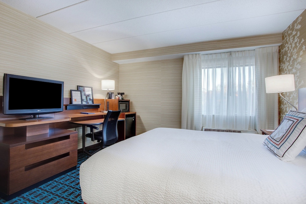 Fairfield Inn by Marriott Portsmouth Seacoast - photo 18