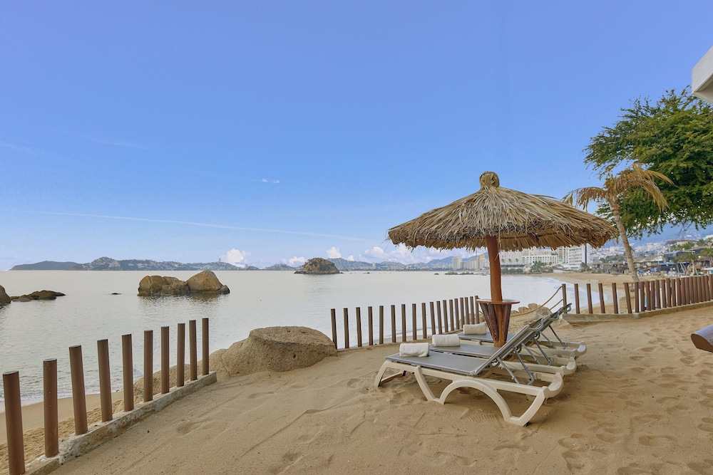 Beach bar