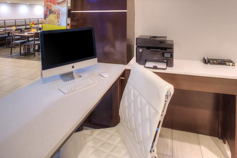 Holiday Inn Belcamp Aberdeen Area by IHG - photo 83