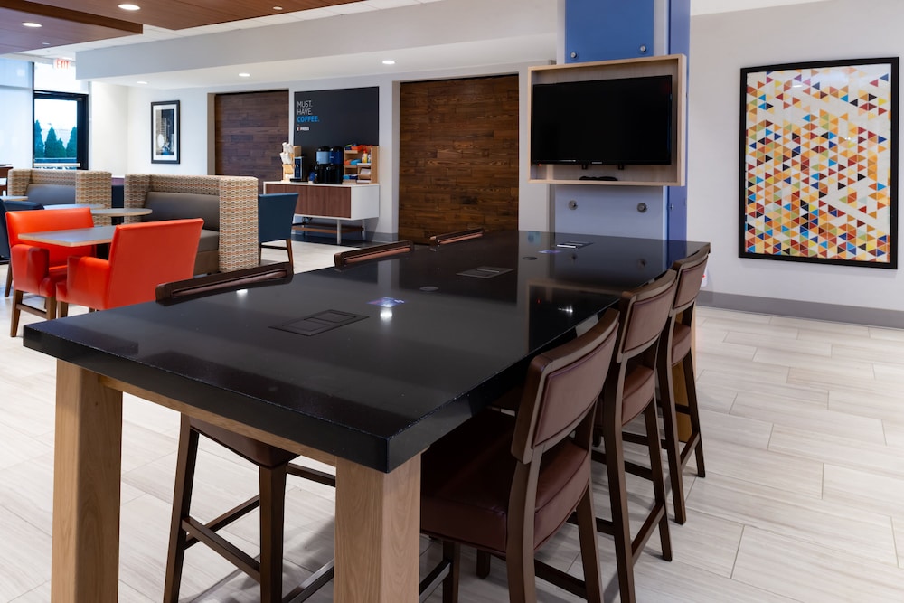 Holiday Inn Express & Suites Romeoville Joliet North by IHG - photo 41