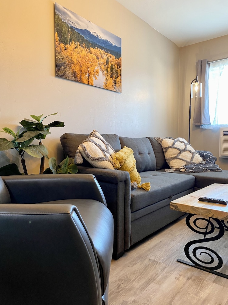 The Darmont Hotel and Suites - photo 15