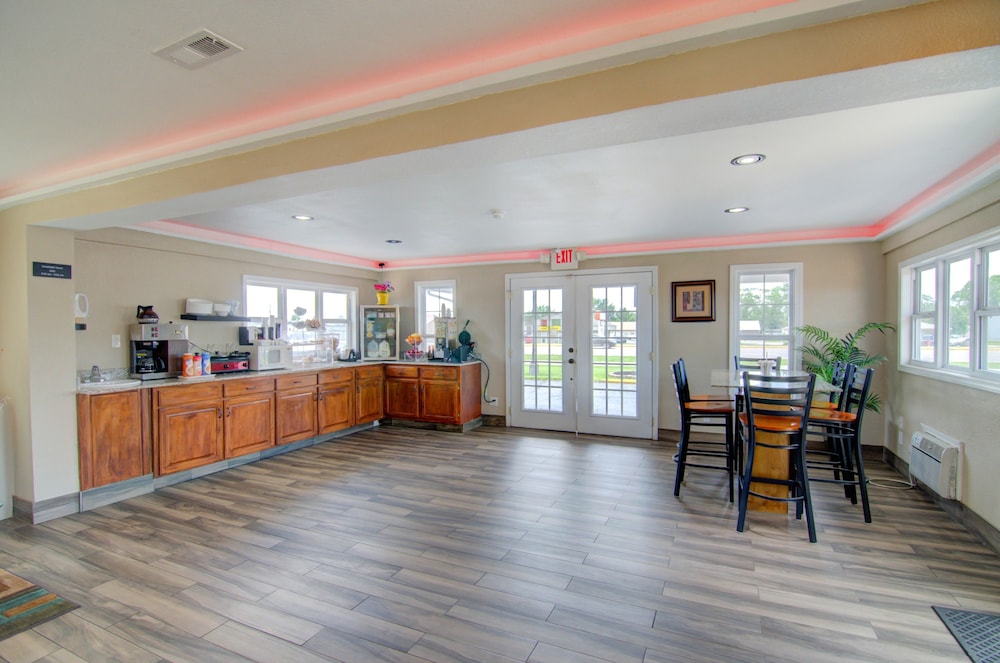 Westbridge Inn and Suites - photo 49