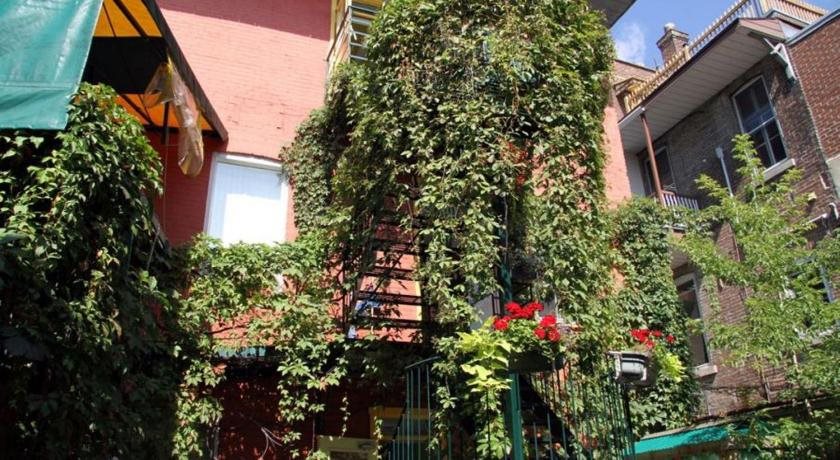 G te du Parc Lafontaine in Montreal, Canada