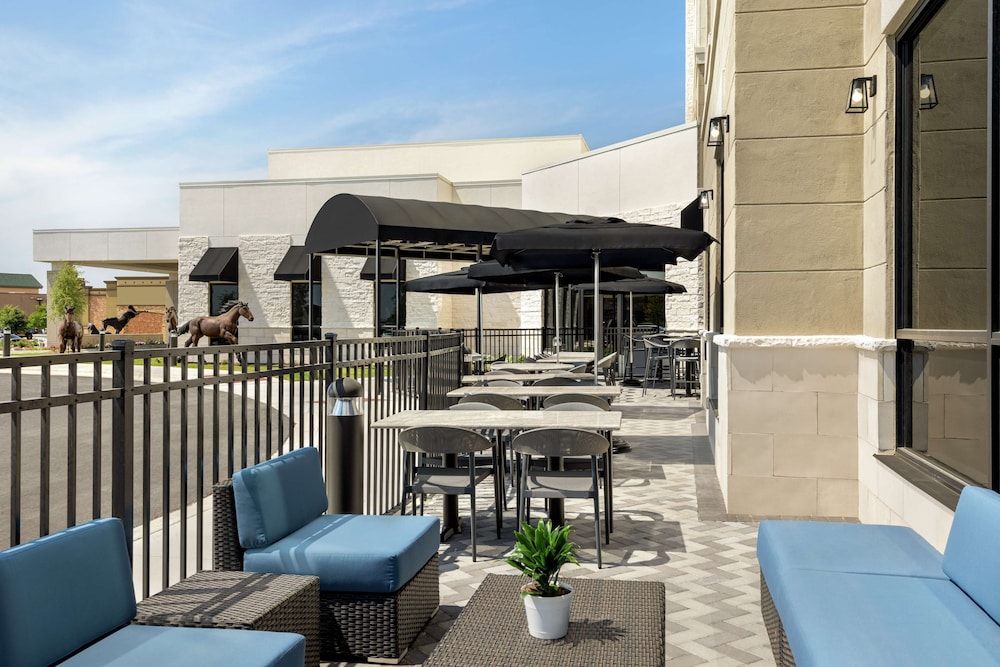 Embassy Suites by Hilton Round Rock - photo 56