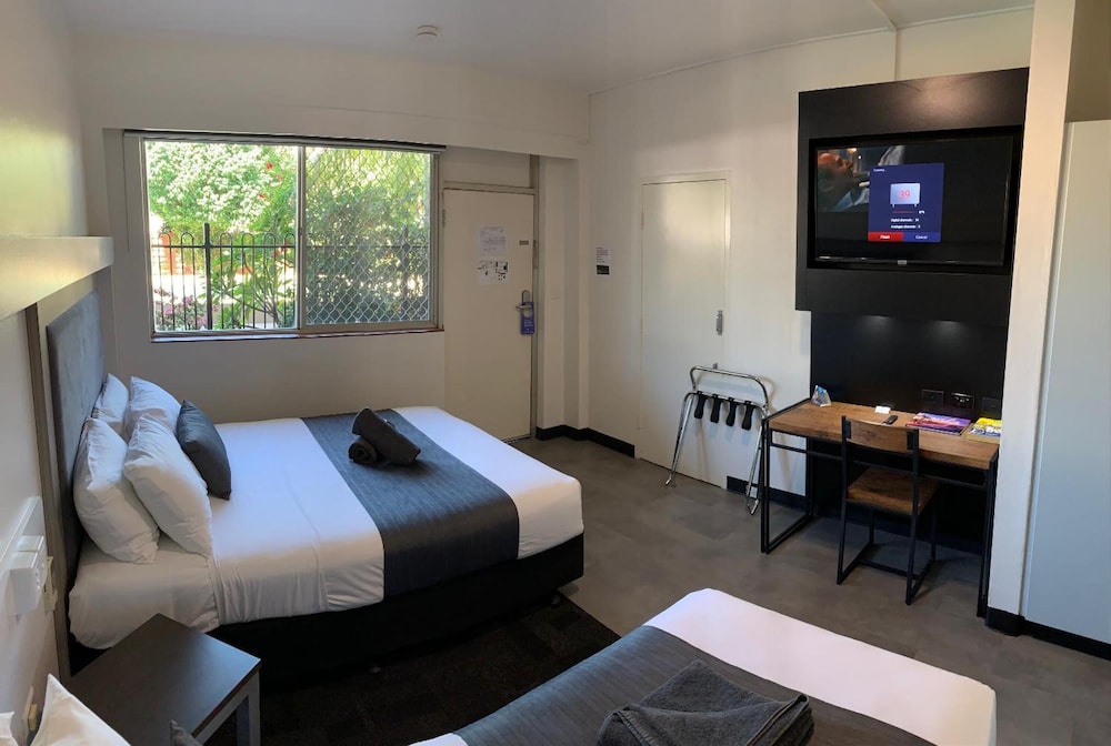 The Stuart Hotel Motel — hotel in Katherine