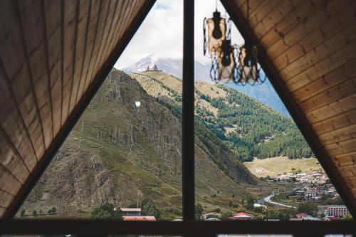 Vaso Levani Kazbegi Cottage