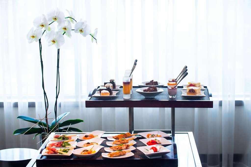 מזון ומשקאות