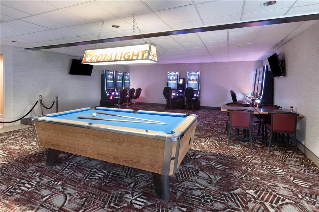 Baymont by Wyndham Jamestown Conference Center & Water Park - photo 38