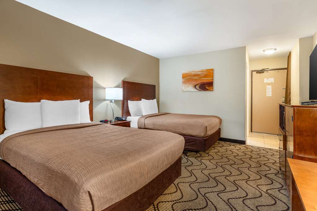 Best Western John Muir Inn - photo 28