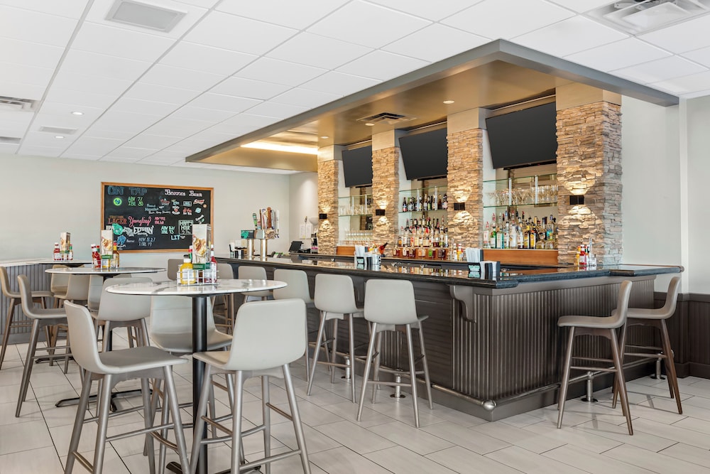 Holiday Inn Louisville Airport South by IHG - photo 25