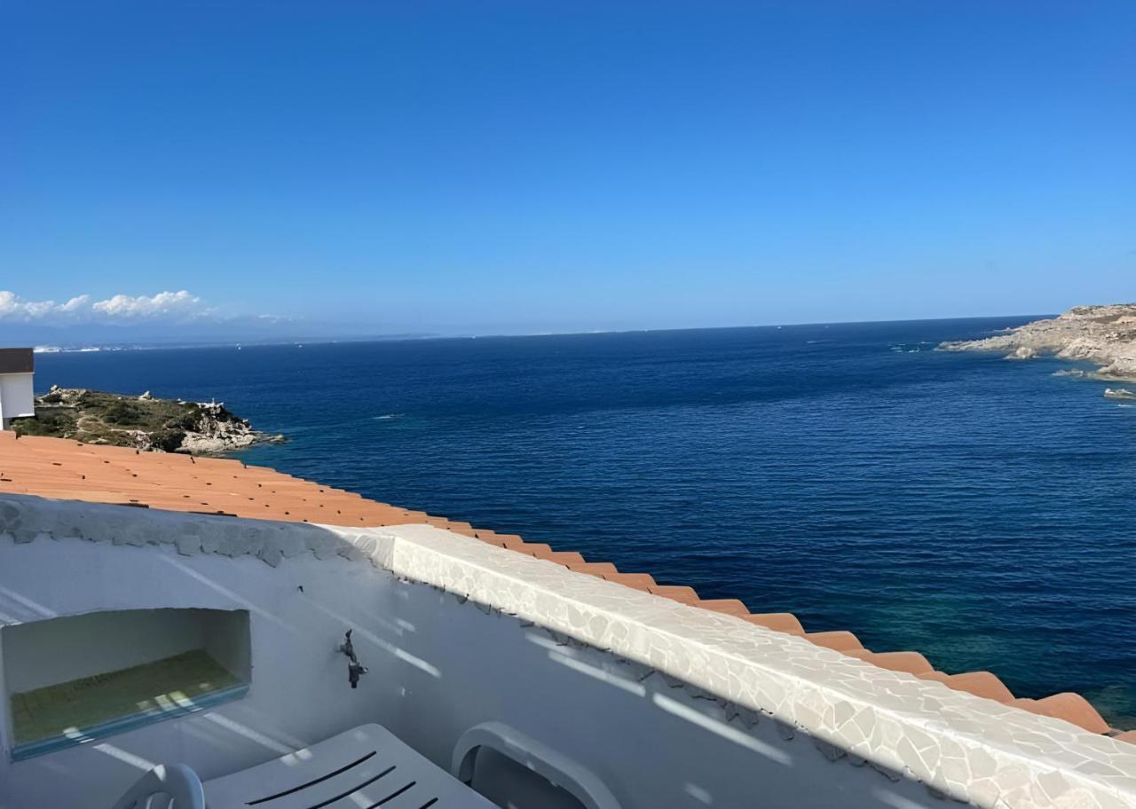 Appartamento La Terrazza al Gallo di Gallura — 4-Star Luxury Hotel in Santa Teresa Gallura, Italy