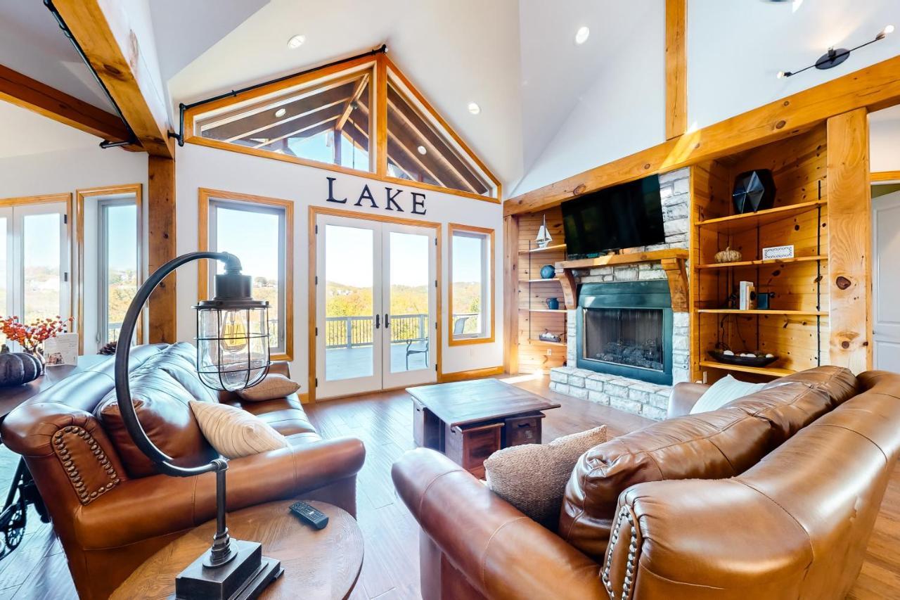 Treetop View Sanctuary in Branson, United States