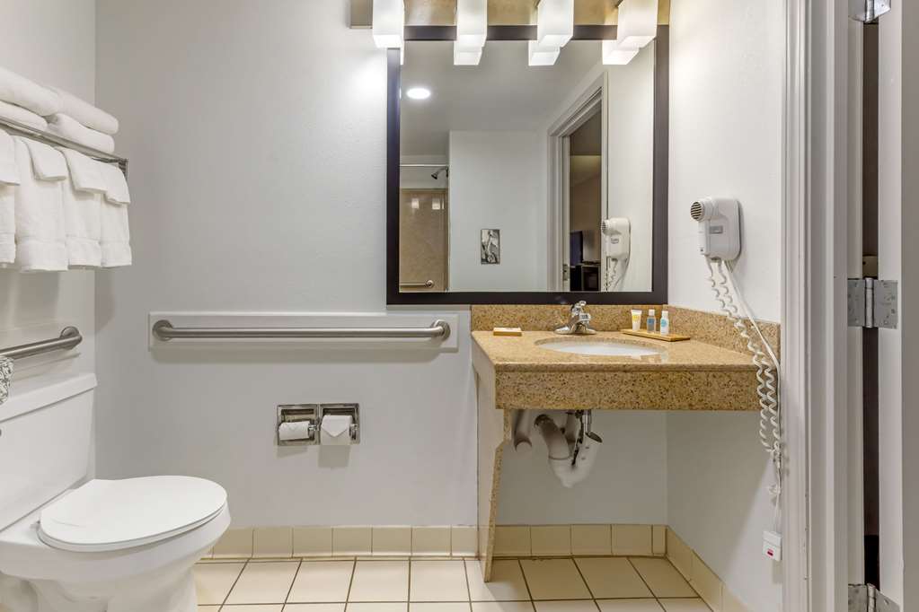 Country Inn & Suites by Radisson Newport News South VA - photo 12