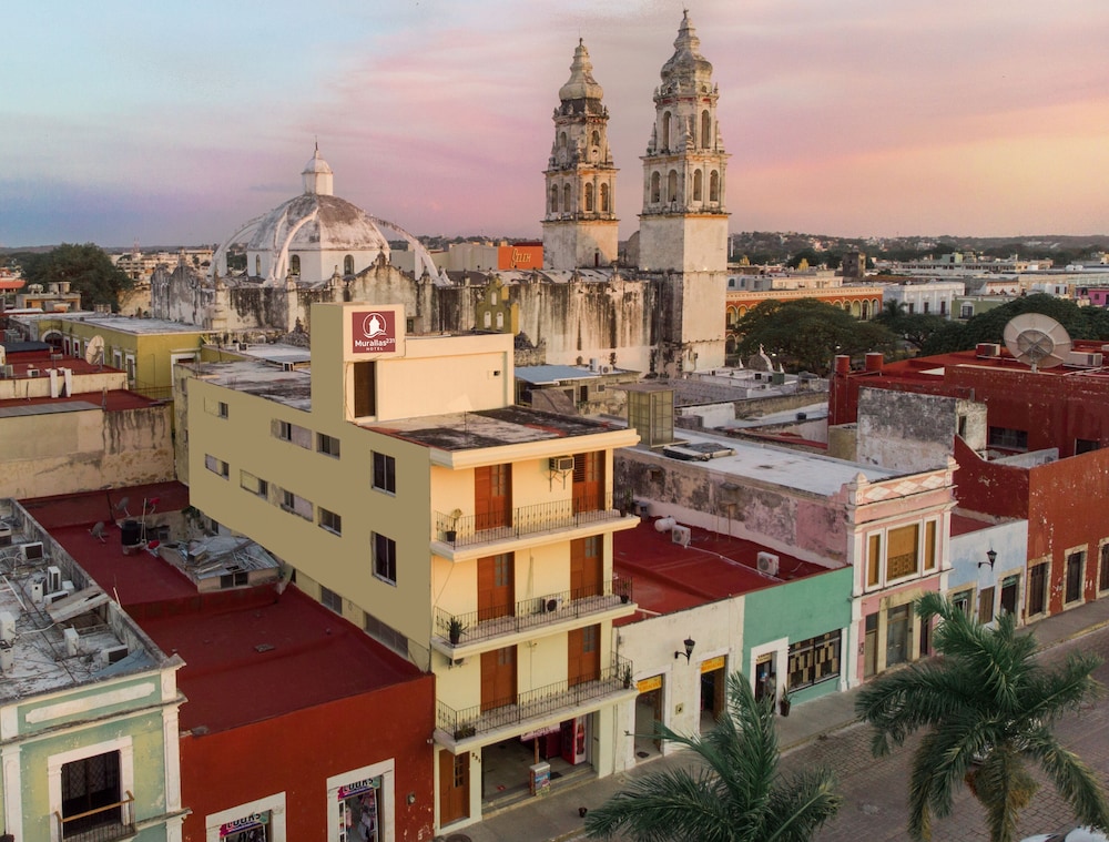 Hotel Murallas 231 in Campeche, Mexico