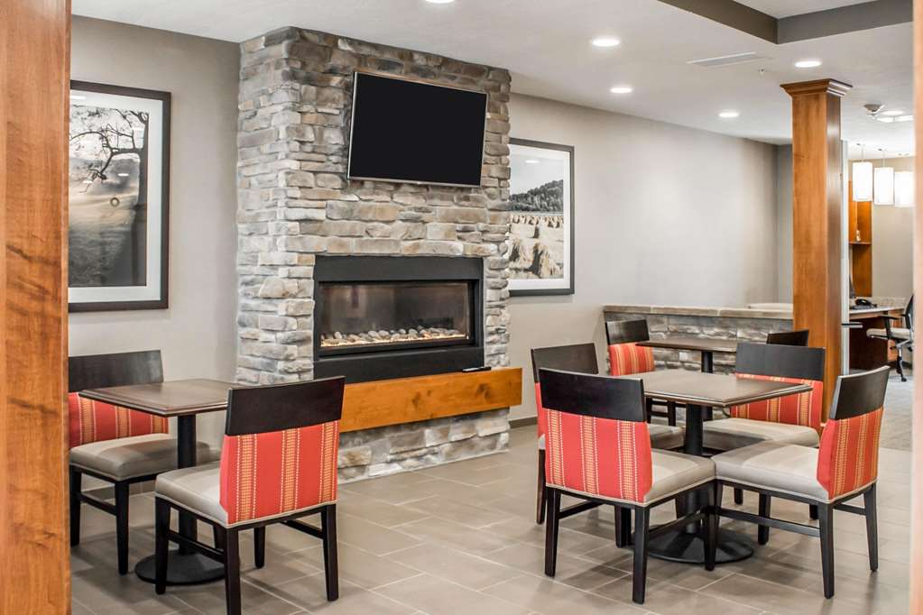 Comfort Suites Hartville North Canton - photo 39