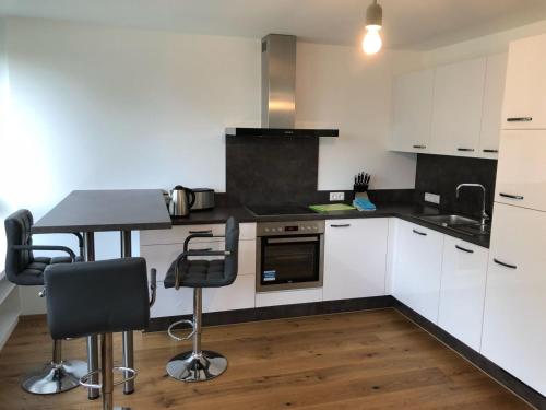 Zimmer & Appartements am Schloßplatz — 4-Star Luxury Hotel in Hohenems, Austria