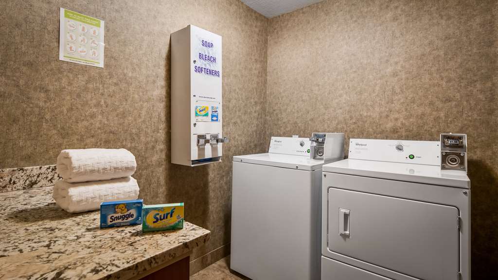 Best Western Rama Inn - photo 9