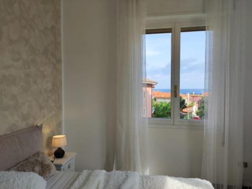 Appartamento Vicino Al Mare Con Parcheggio — 4-Star Luxury Hotel in Riva Ligure, Italy