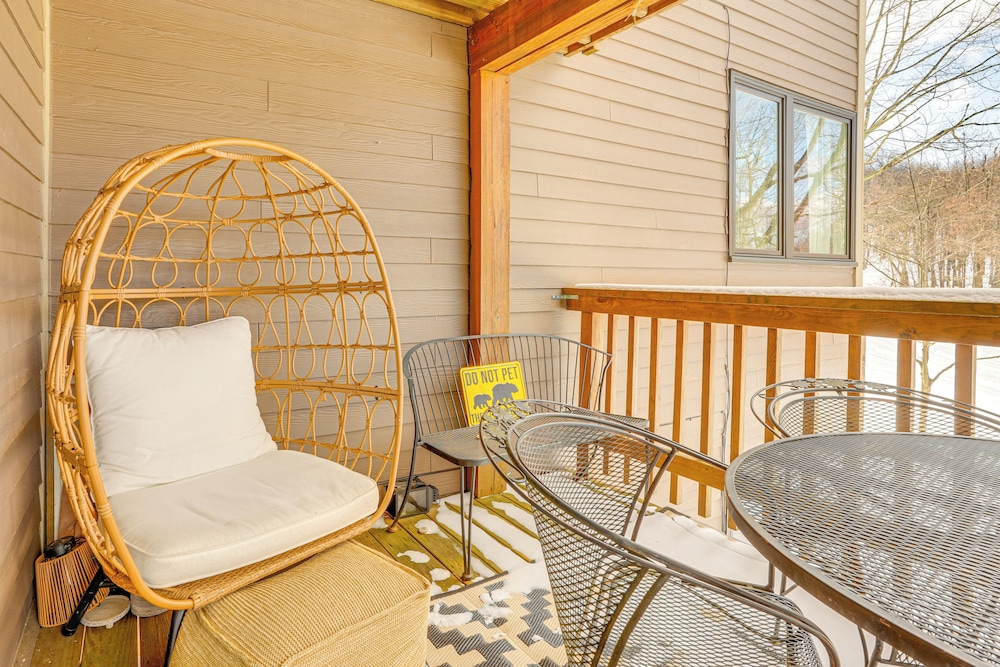 Wintergreen Resort Condo: Deck & Golf Course Views - photo 19