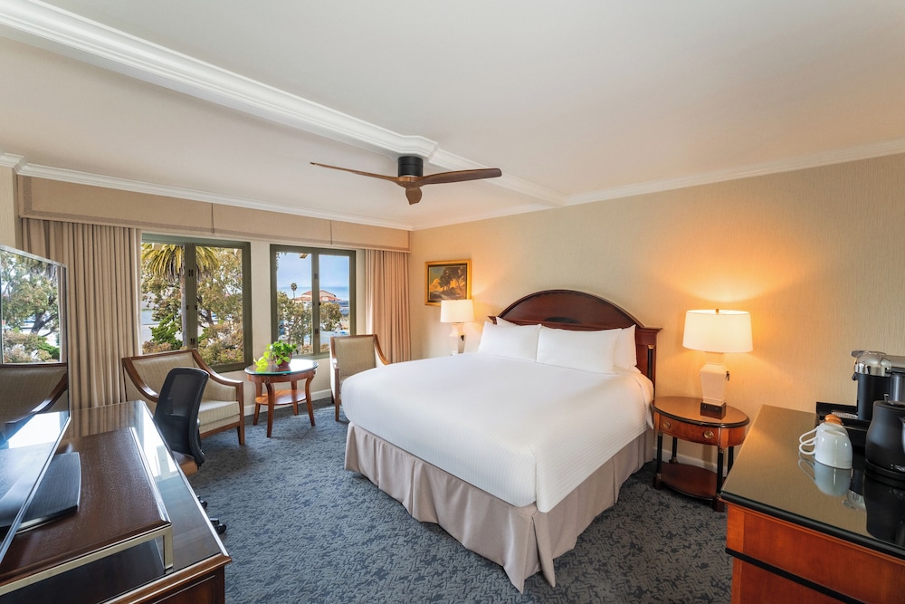 Monterey Plaza Hotel & Spa - photo 42