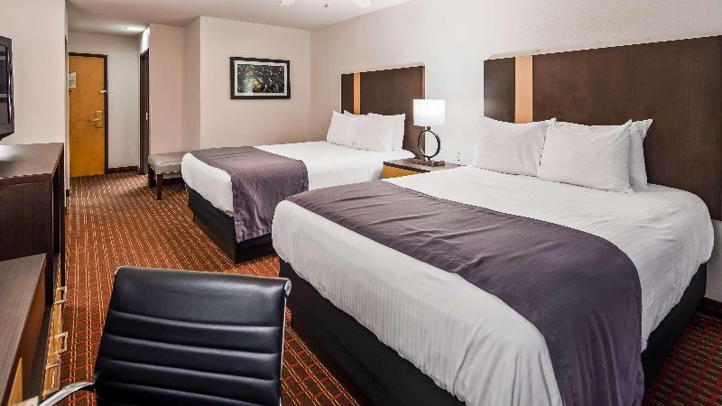 Best Western Inn & Suites - photo 18