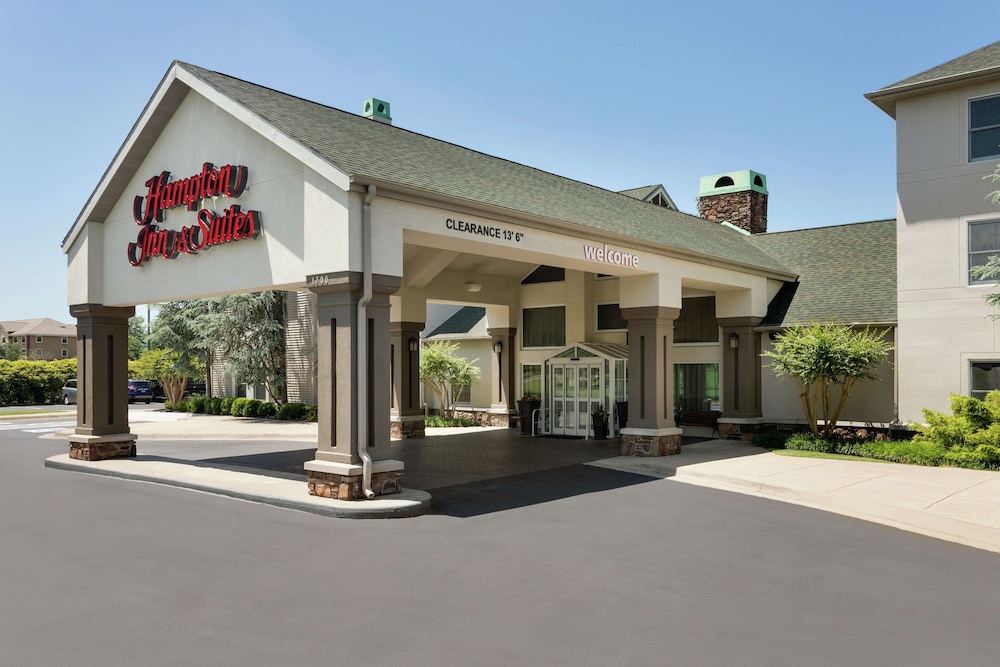 Hampton Inn & Suites Springdale - photo 47