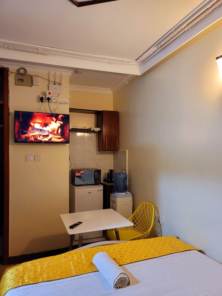 Sunrise Suites