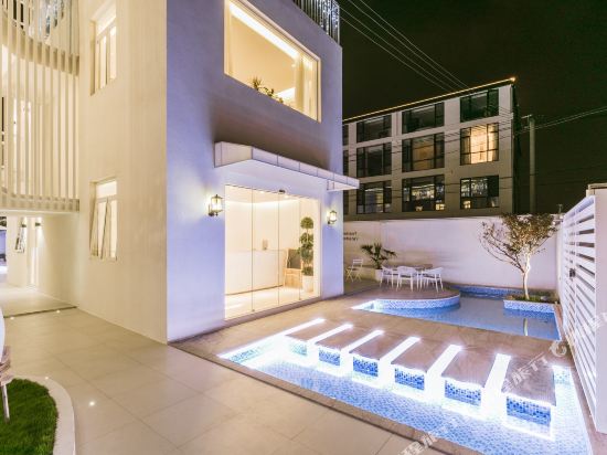 Pure white Hotel - last minute hotel in Shanghai