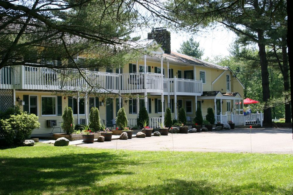 The Arbor Inn - photo 12