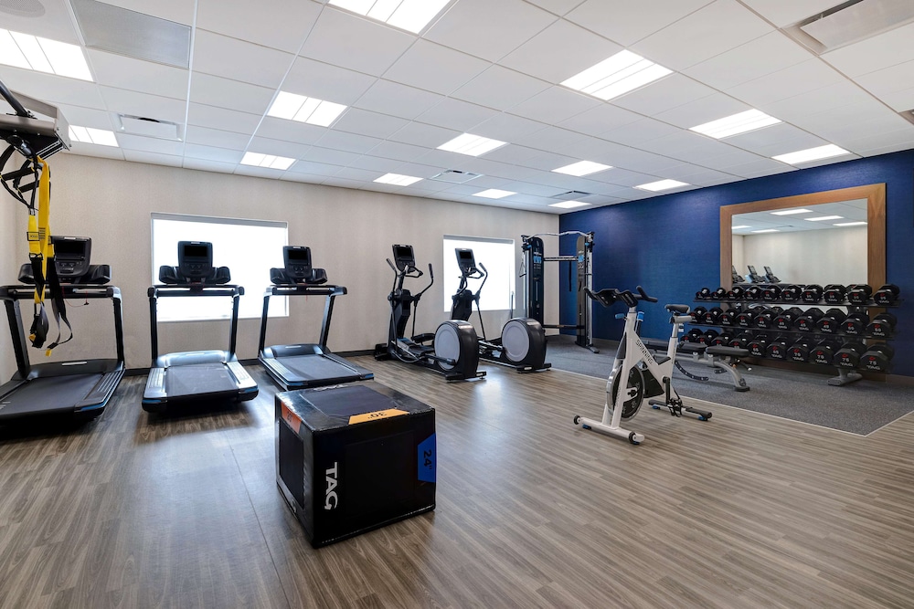 Hampton Inn Crown Point - photo 18