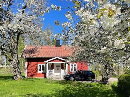 Kullen - carbon neutral hotel in Unknown City