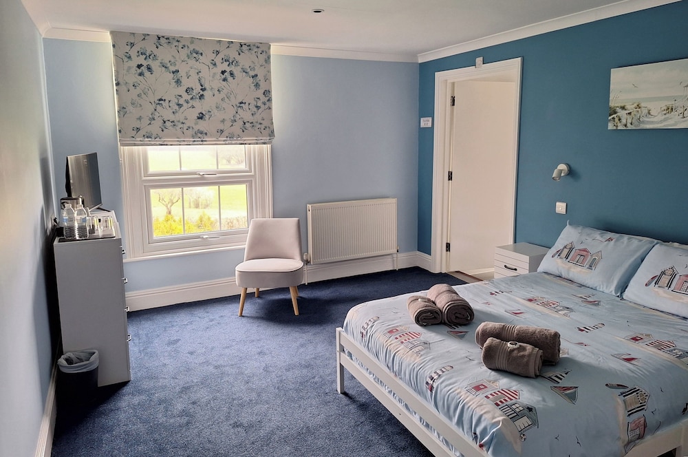 Room comfortable and Spacious With Sceni in Cranleigh, United Kingdom