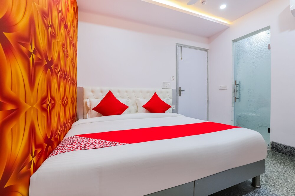 Oyo 46183 New Tech India — Karol Bagh