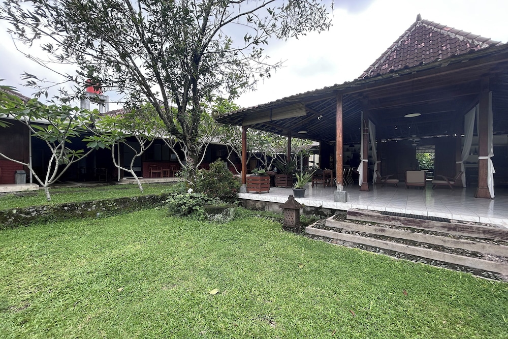 Carla Garden - last minute hotel in Yogyakarta