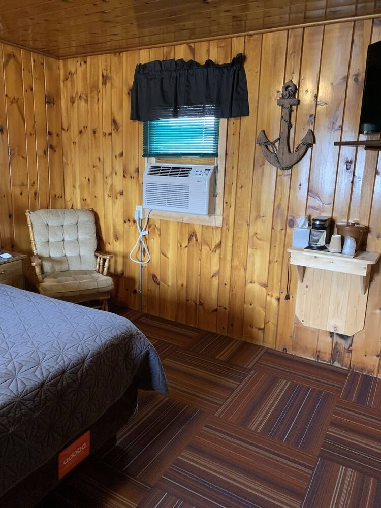 Adoba Hotel Naubinway - photo 22
