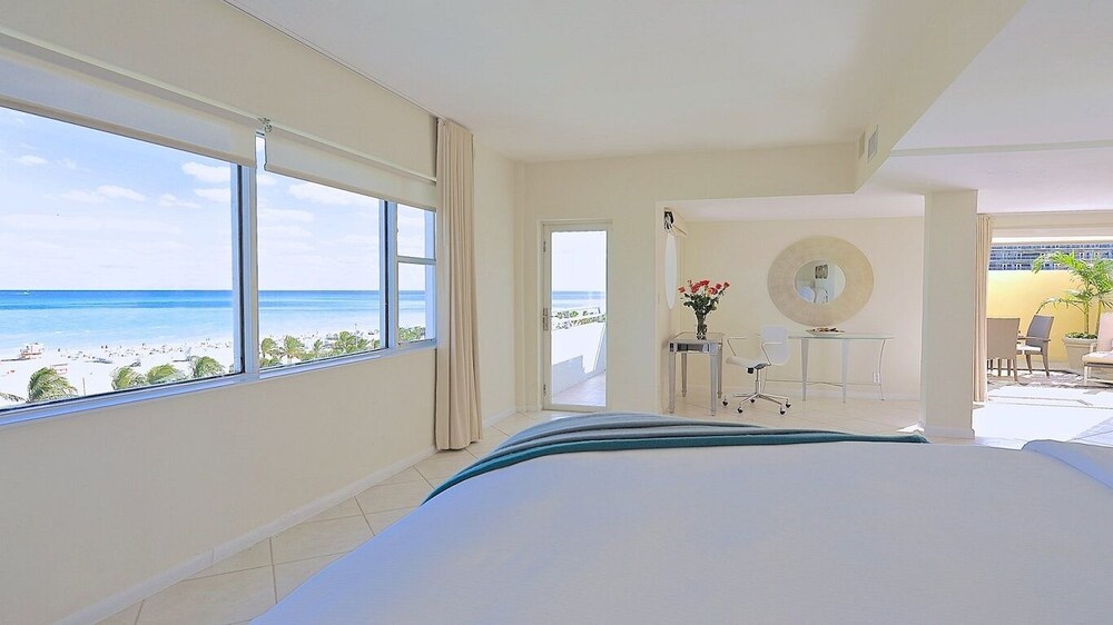 South Seas Hotel - photo 18
