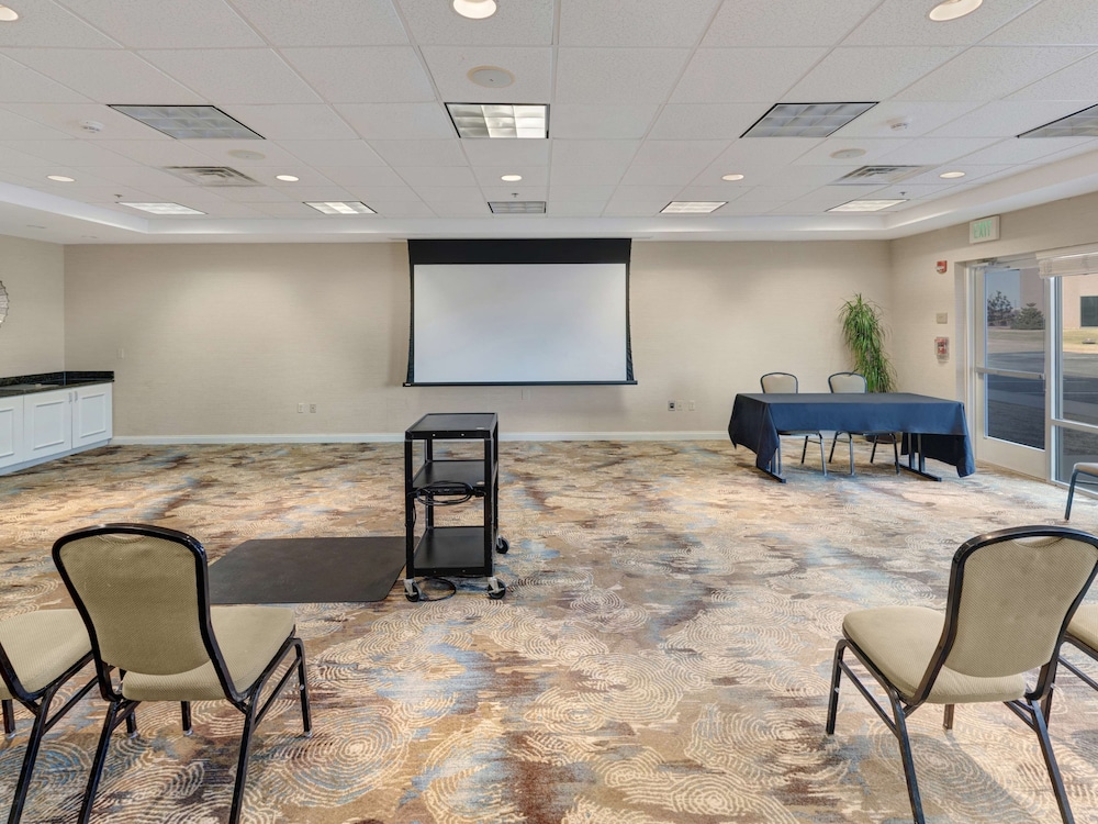 Hilton Garden Inn Oklahoma City North Quail Springs - photo 16