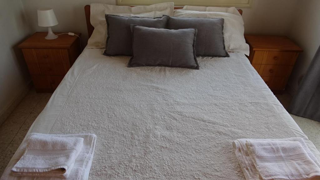 Spyros No23 Charming Oceanview Maisonette — 4-Star Luxury Hotel in Meneou, Cyprus