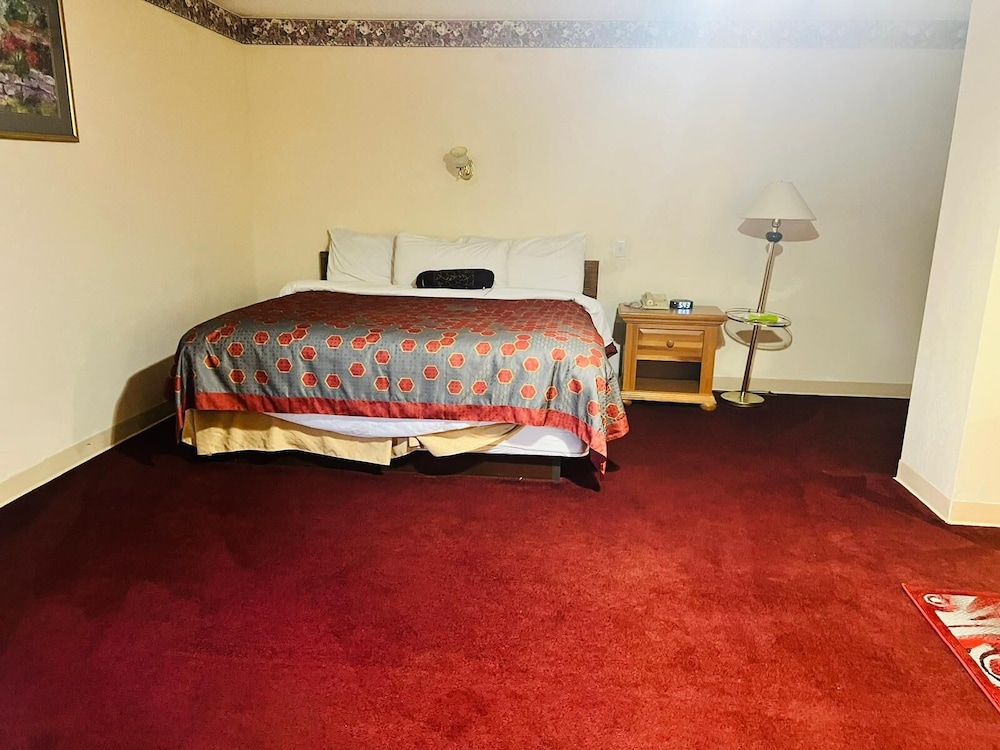 Villa Inn Motel - photo 17