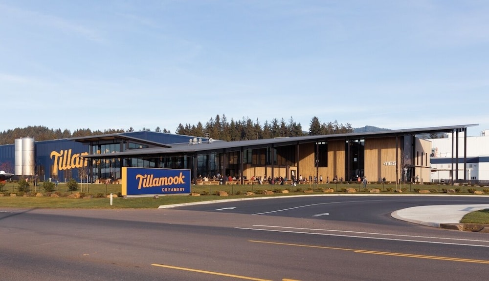 Garibaldi Inn at the Bay - photo 45